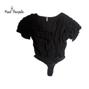 NWOT Black Free People Ruched Sleeve V-neck Tie Front BodySuit - XS